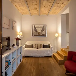 Fotofever Apt, Two Bedrooms With Air Conditioned In Elegant Shopping Area, Close To Vatican City Rome